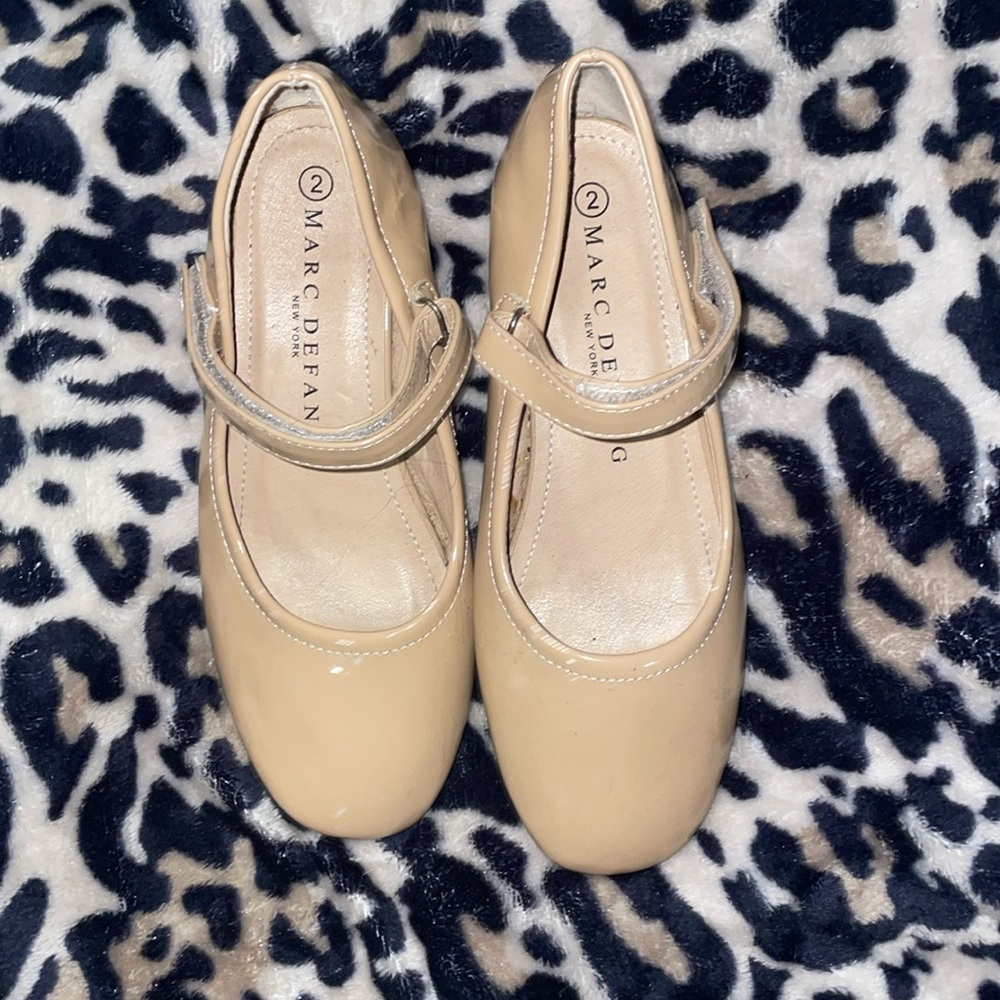 Marc defang new york kids shoes size 2